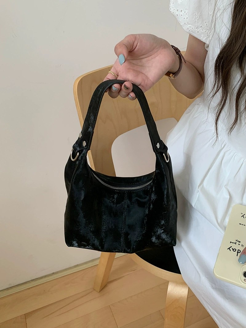 Silver PU Leather Crossbody Bag view 4