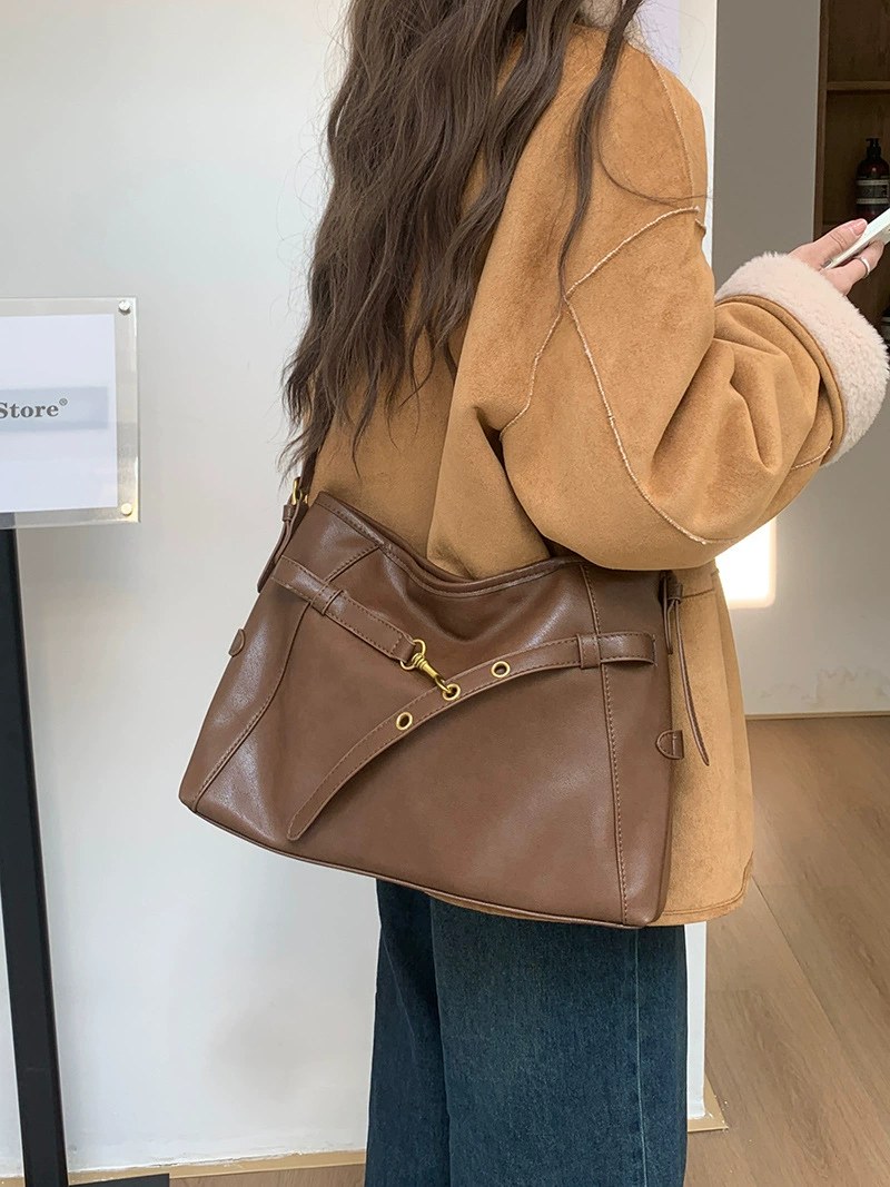 PU Leather Crossbody Bag for wholesale OEM — YANYAN Bags Guangzhou handbag factory