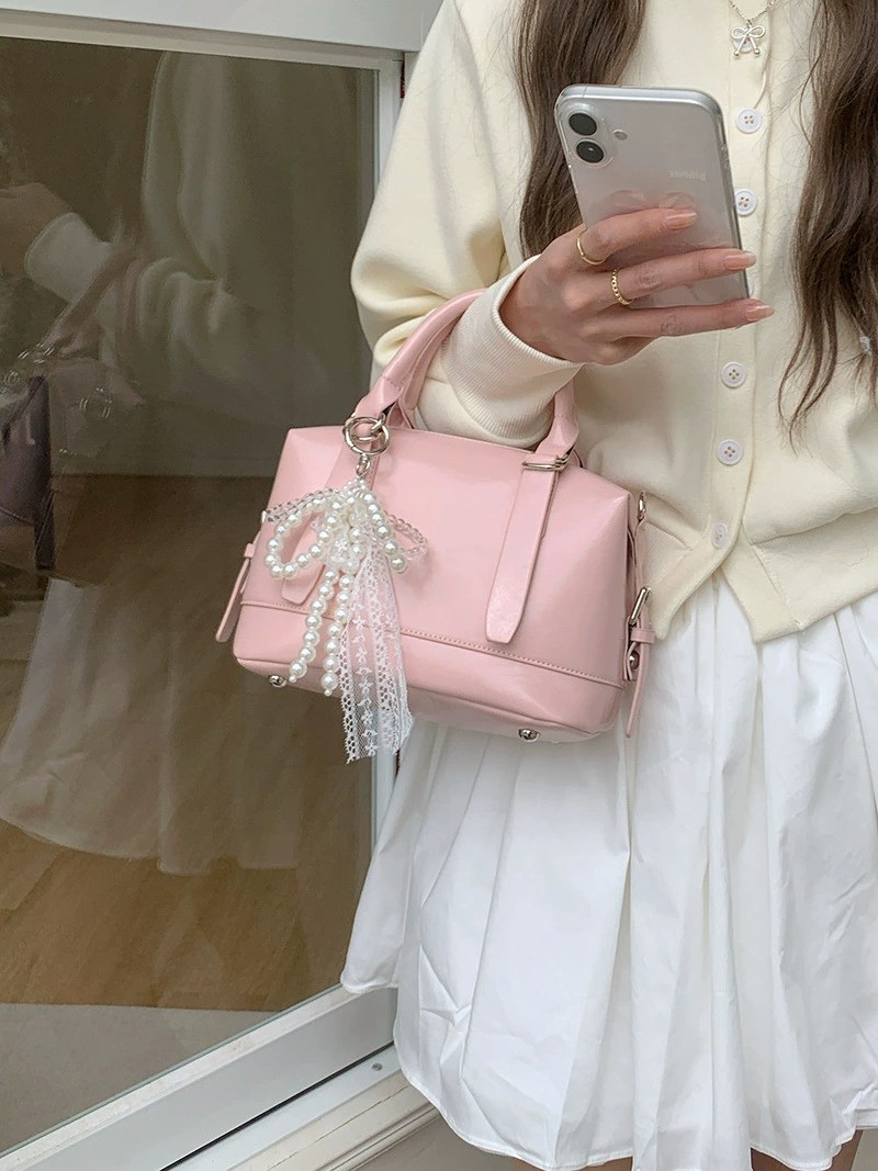 Pink PU Leather Crossbody Bag for wholesale OEM — YANYAN Bags Guangzhou handbag factory