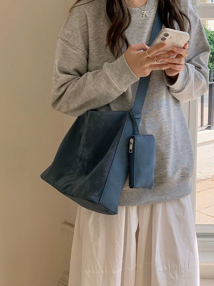 PU Leather Crossbody Bag view 4
