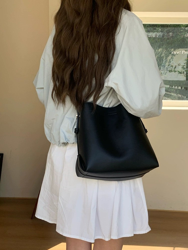 PU Leather Crossbody Bag view 3