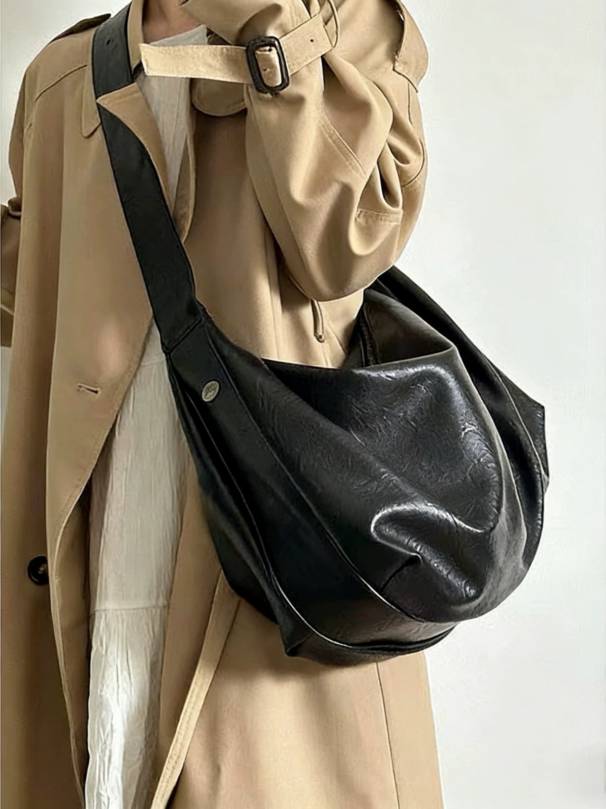 Black PU Leather Crossbody Bag for wholesale OEM — YANYAN Bags Guangzhou handbag factory