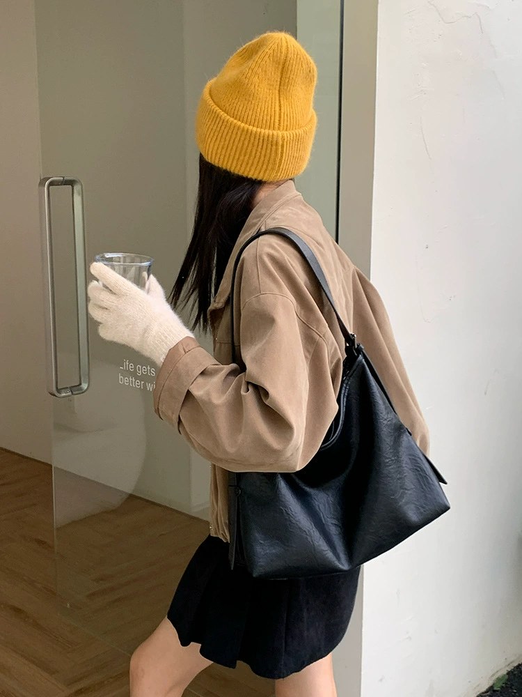 PU Leather Crossbody Bag view 3