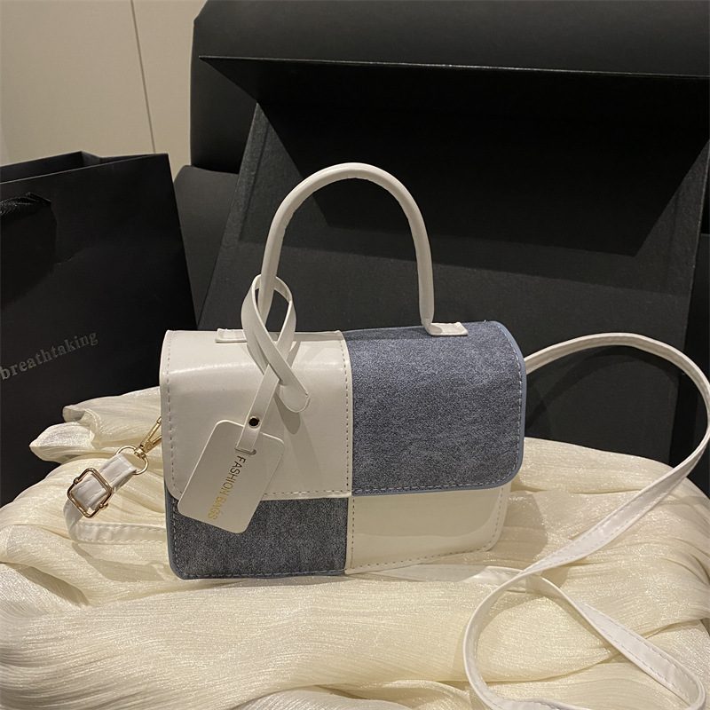 Minimalist Color Block Small Square Crossbody Bag view 2