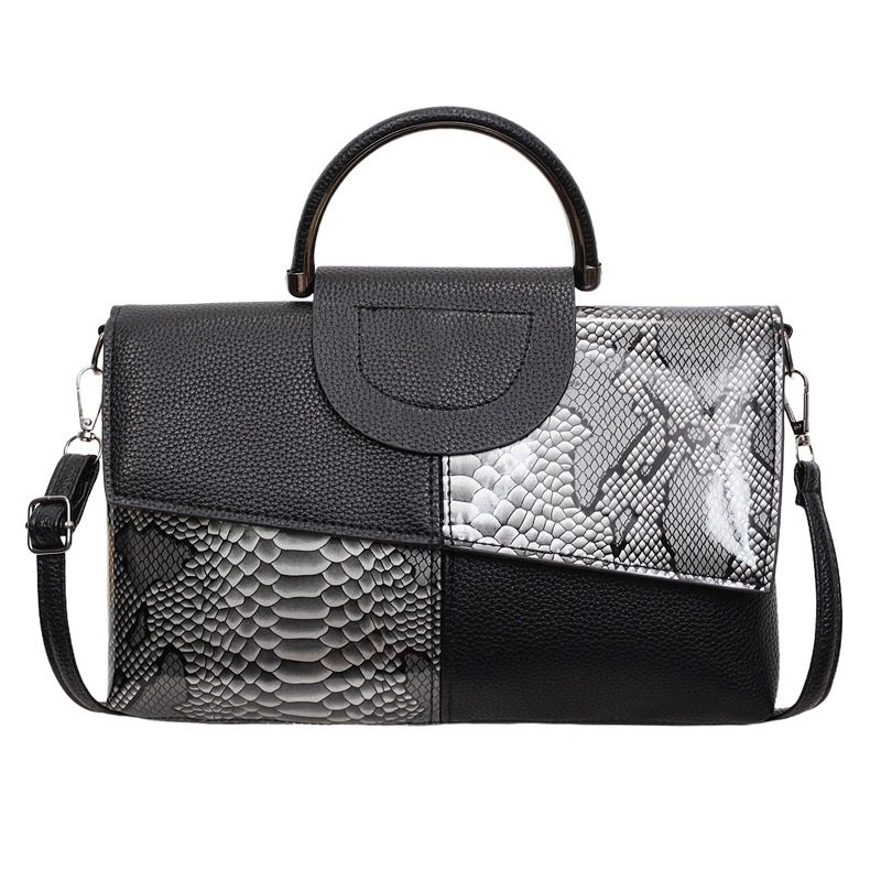 Tas Clutch Crossbody Emboss Buaya view 7