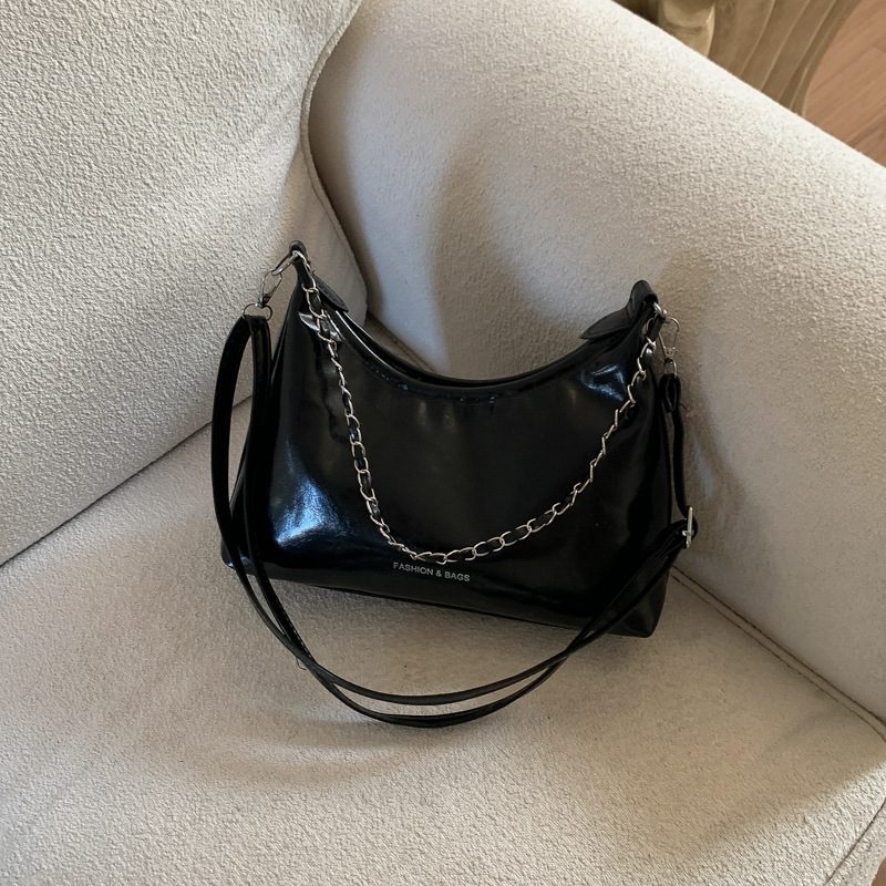 Casual Dumpling Crossbody Bag view 3