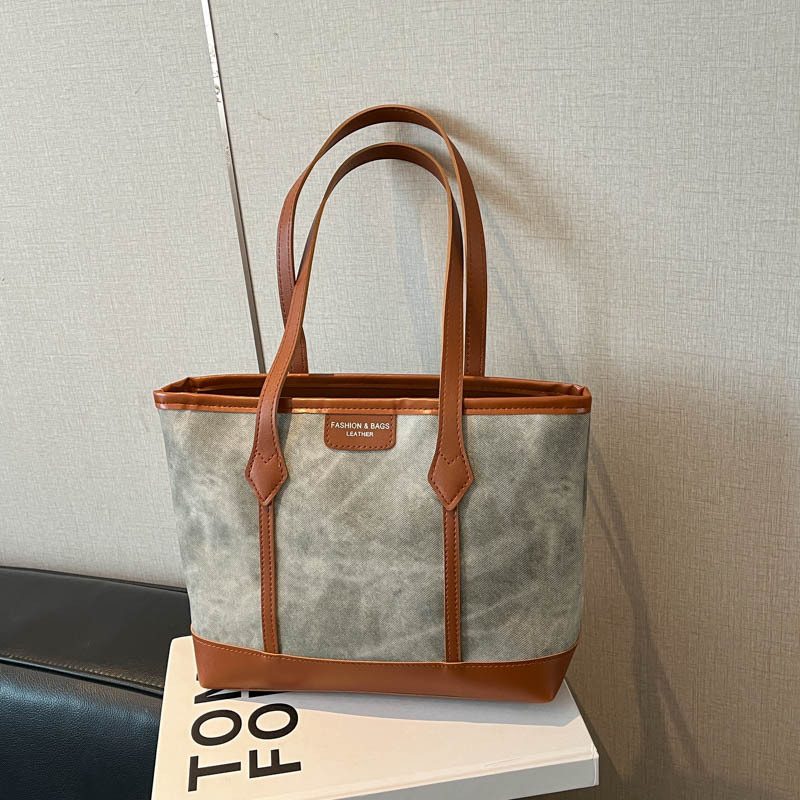 Large Capacity Commuter Crossbody Tote Bag view 2