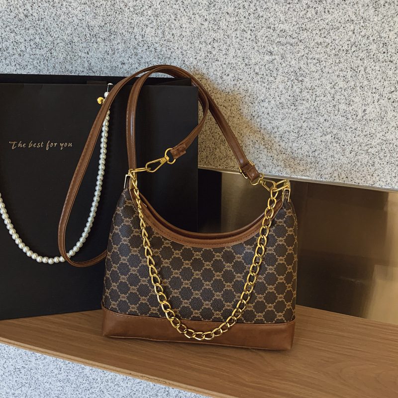 Printed Chain Underarm Shoulder Crossbody Bag view 4