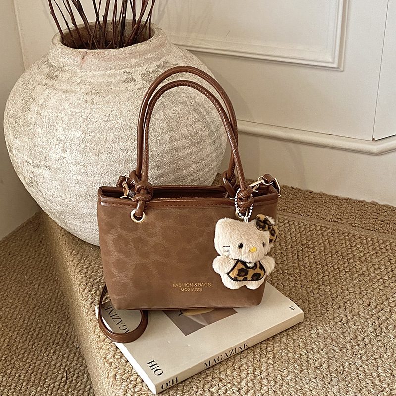 Vintage Matte Top-Handle Underarm Tote Bag view 2