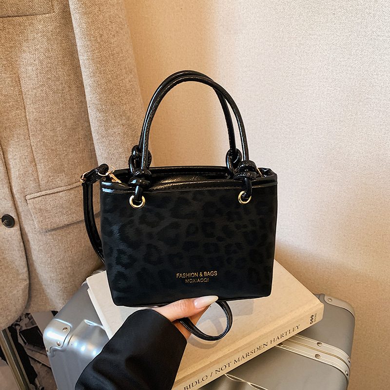 Vintage Matte Top-Handle Underarm Tote Bag view 9
