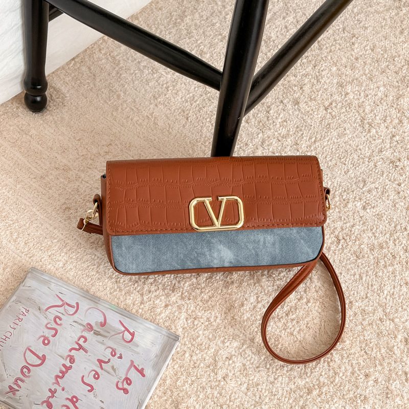 Casual Retro Small Square Shoulder Crossbody Bag view 2