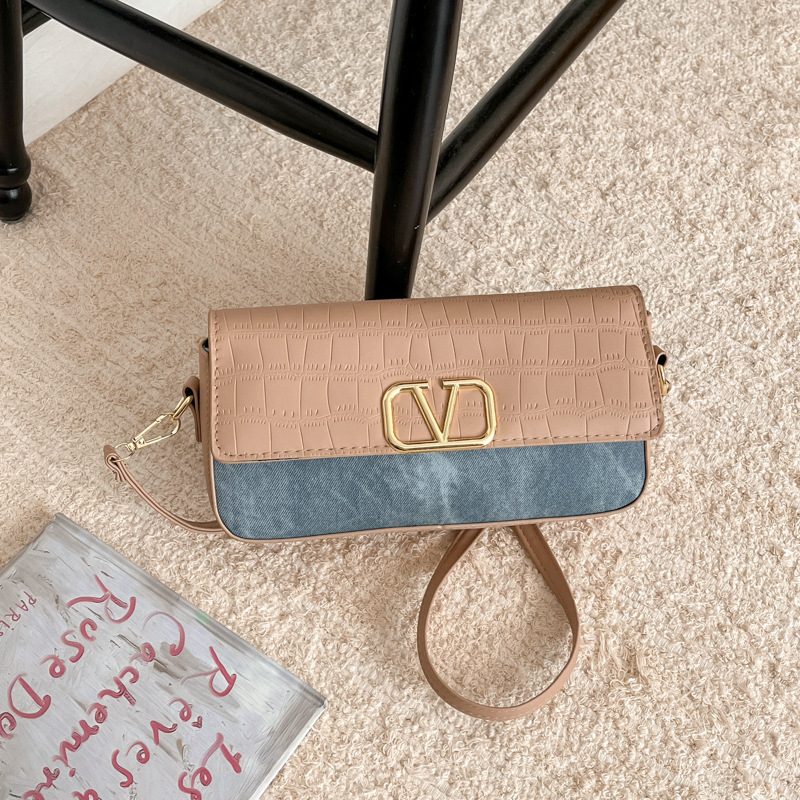 Casual Retro Small Square Shoulder Crossbody Bag view 3