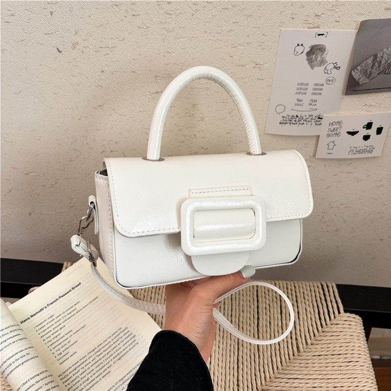 Tas Crossbody Kotak Kecil Vintage view 4