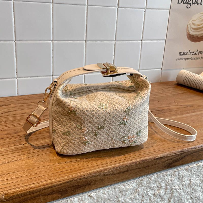 Elegant Light Luxury Crossbody Bag view 4
