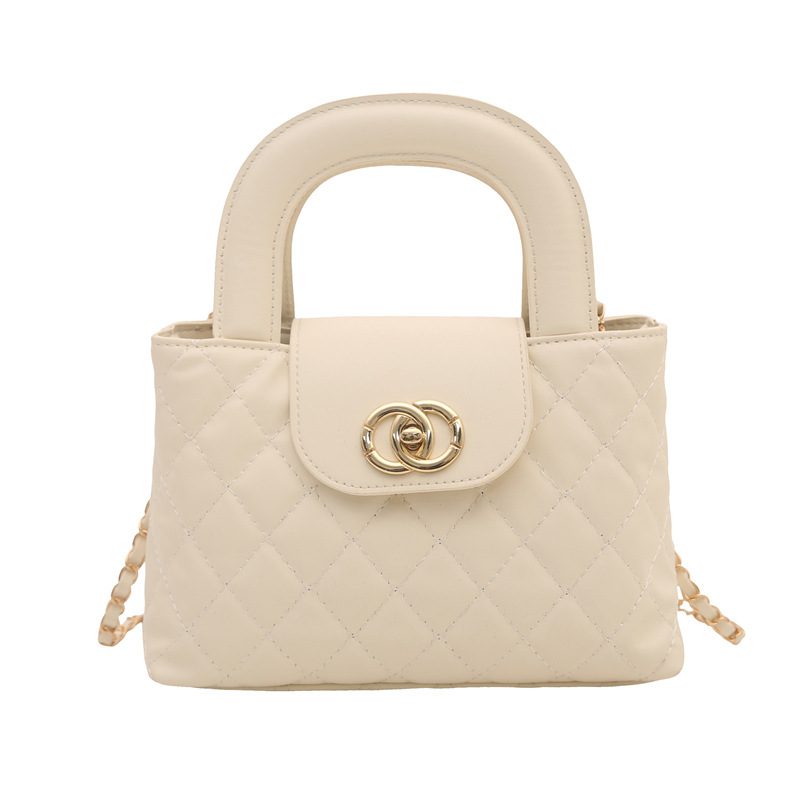 Quilted Light Luxury Crossbody Bag view 5