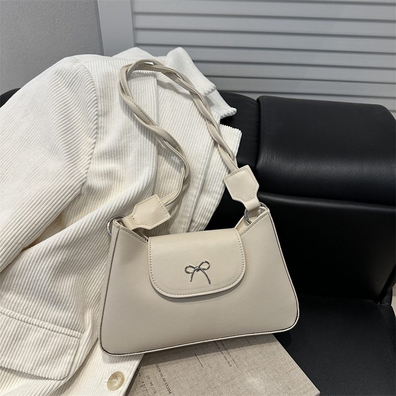 Tas Kotak Selempang Bahu Ketek Retro dengan Pita view 2