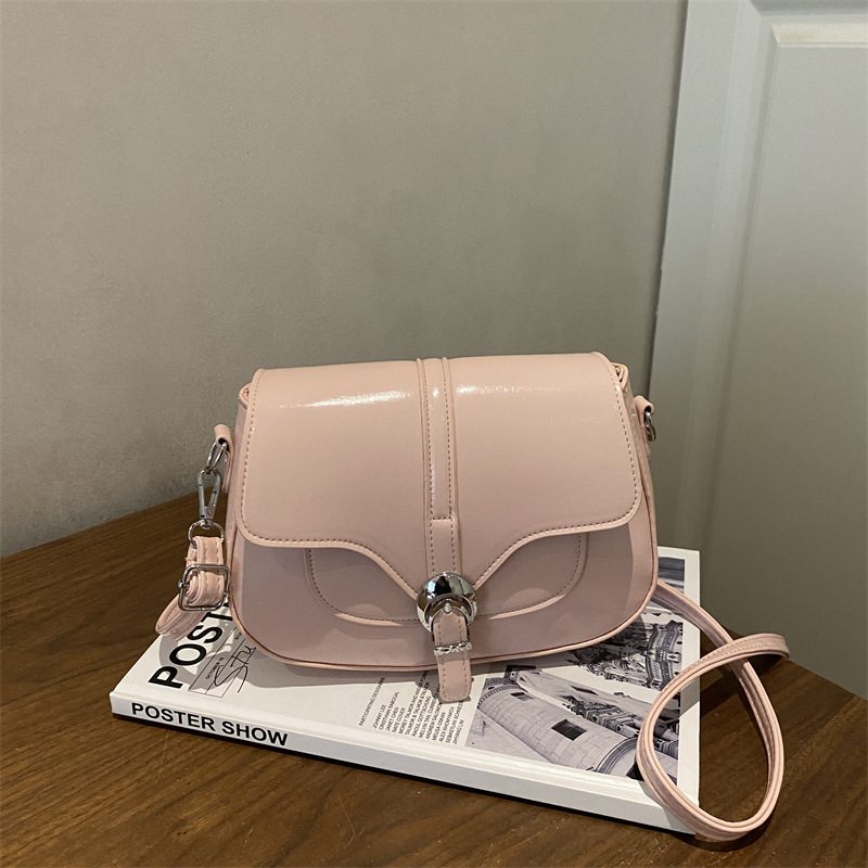 Retro Saddle Shoulder Crossbody view 2
