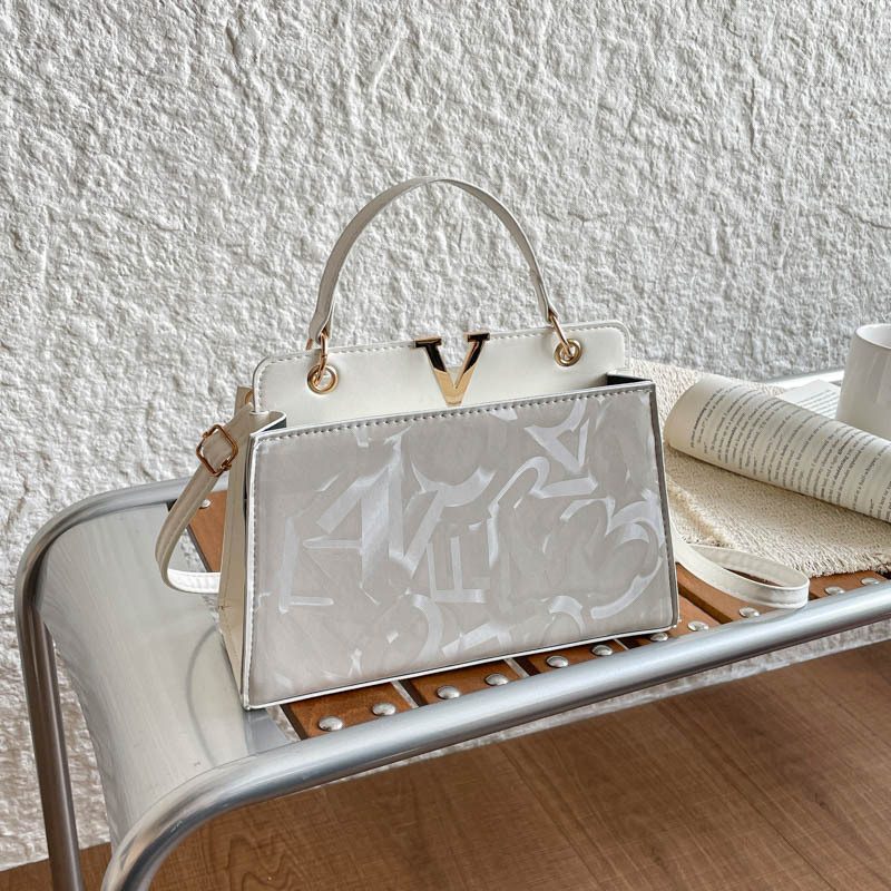 Versatile Retro Top-Handle Crossbody view 3
