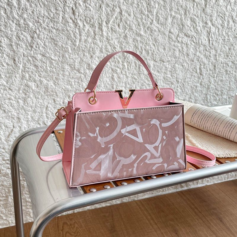 Versatile Retro Top-Handle Crossbody view 4