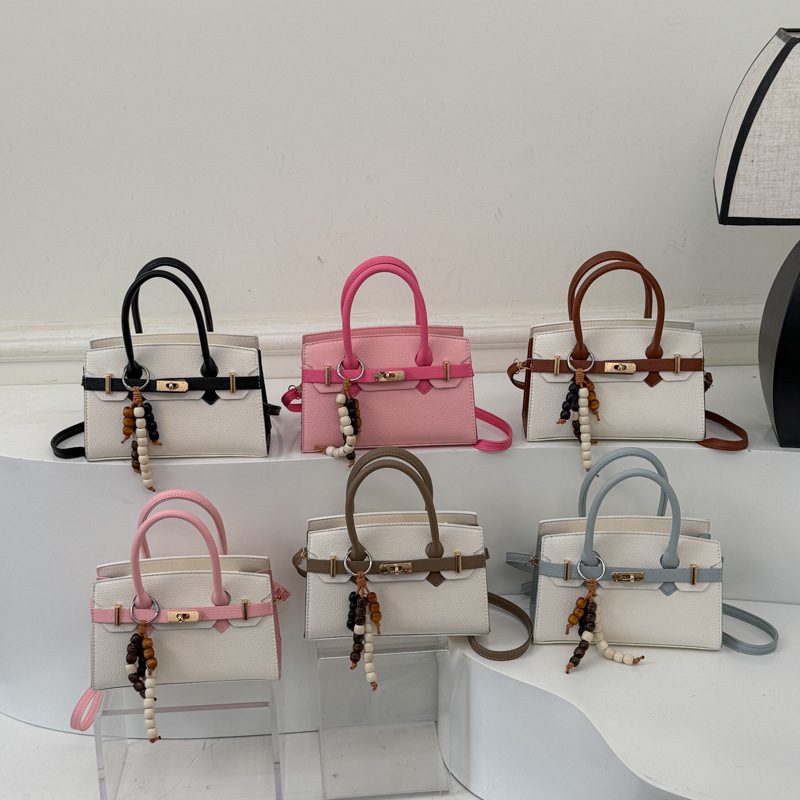 Large-Capacity Minimalist Top-Handle Crossbody