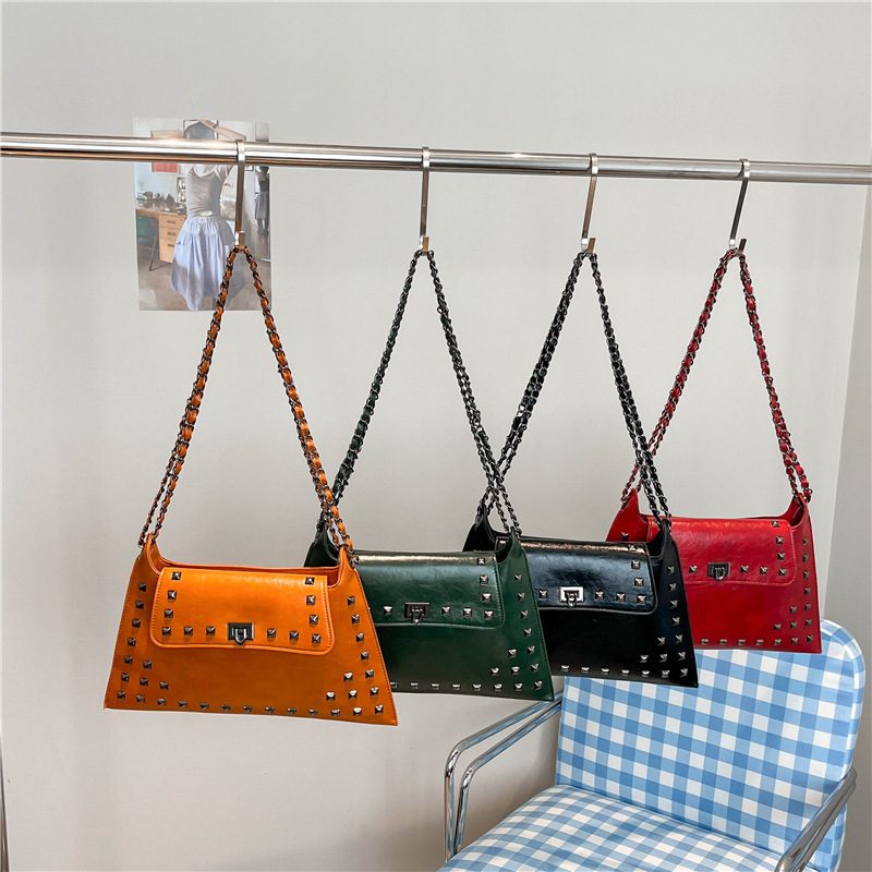 Studded Chain Vintage Shoulder Bag