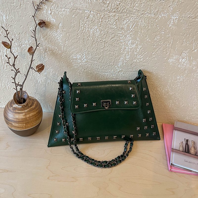 Studded Chain Vintage Shoulder Bag view 9