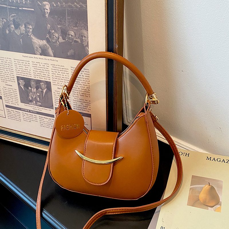 Minimalist Shoulder Crossbody Bag view 3
