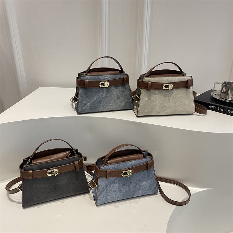 Vintage Light Luxury Shoulder Crossbody Bag