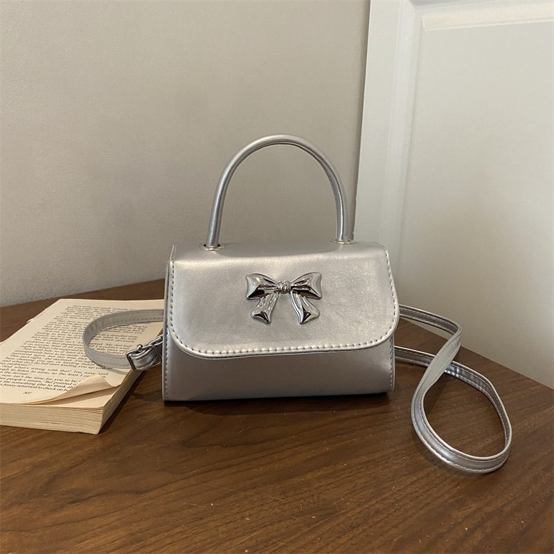 Bow Detail Shoulder Crossbody Bag view 3