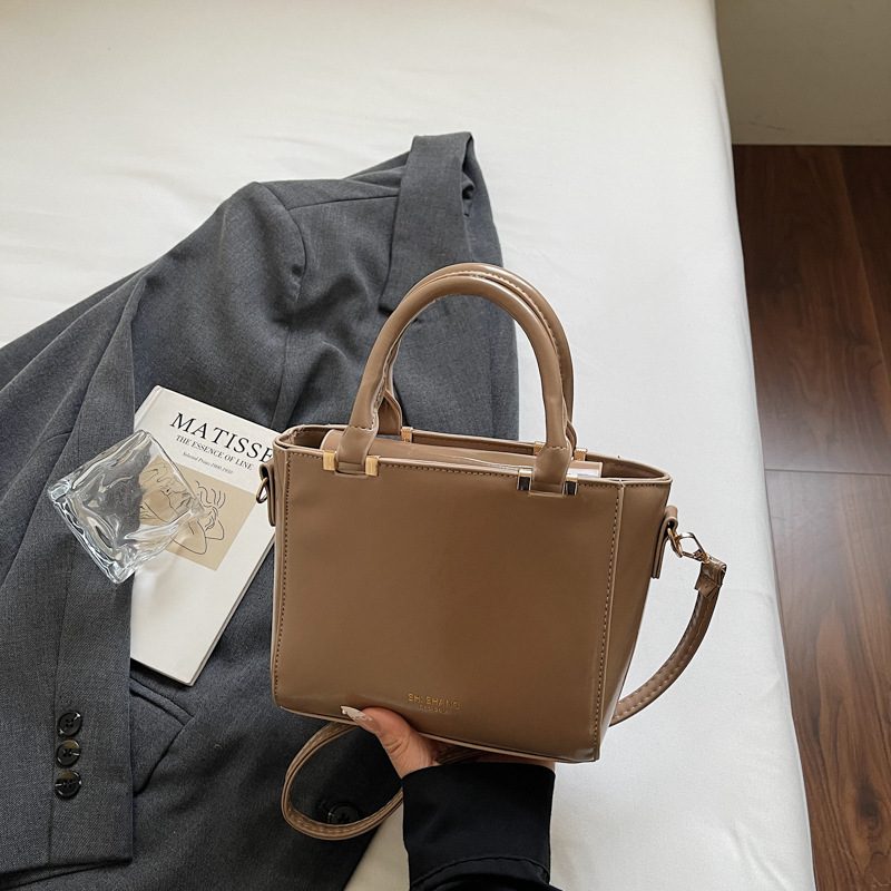 Minimalist Large Capacity Square Crossbody Bag view 9