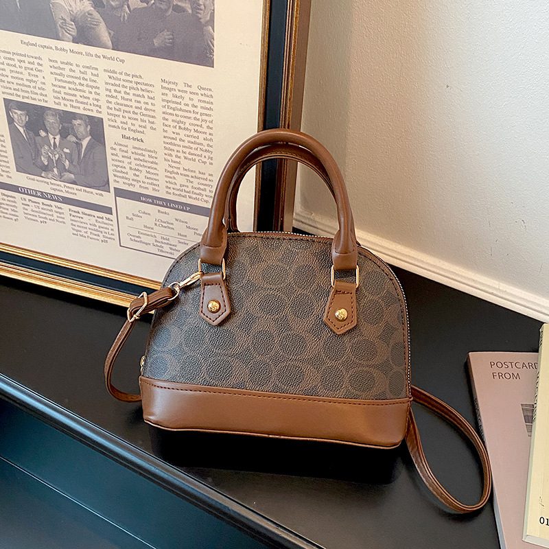 Printed Vintage Shell Crossbody Bag view 3