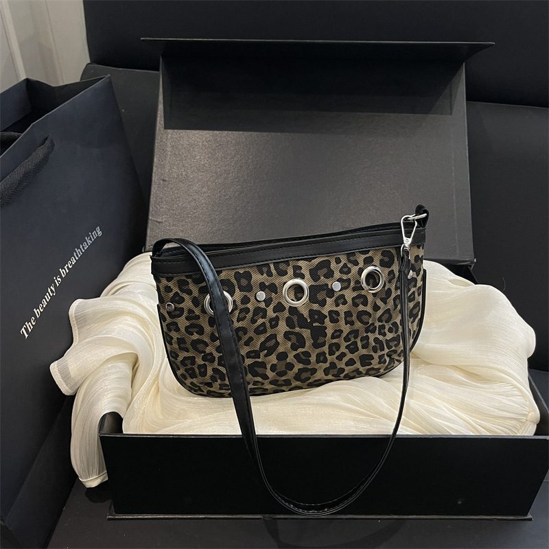 Vintage Minimalist Small Square Shoulder Bag view 2