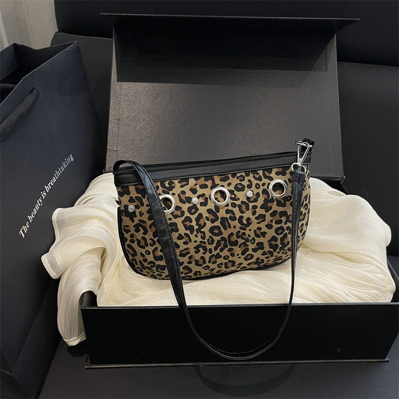 Vintage Minimalist Small Square Shoulder Bag view 4