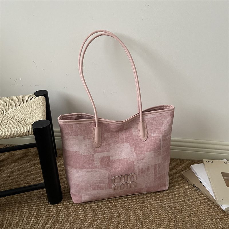 Letter Print Commuter Crossbody Bag view 2