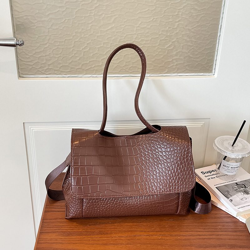Tas Bahu Selempang Tote Kapasitas Besar view 2