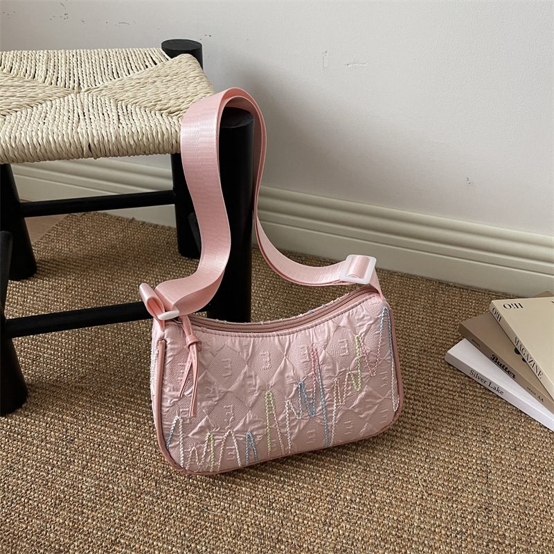 Embroidered Chain Shoulder Crossbody Bag view 3