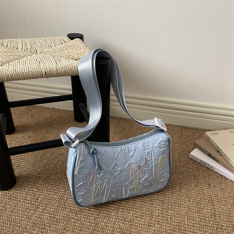 Embroidered Chain Shoulder Crossbody Bag view 4