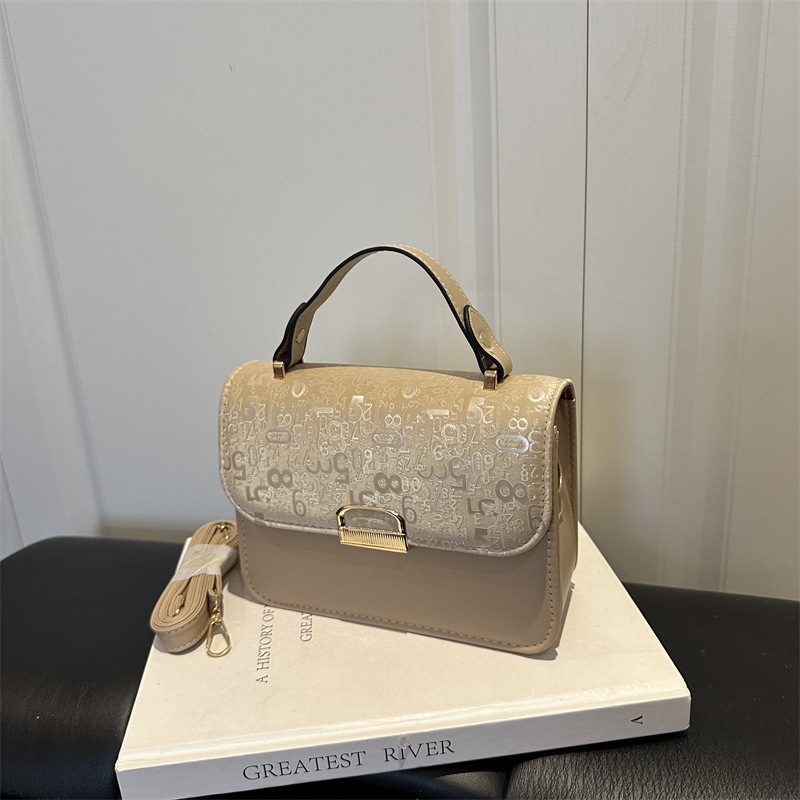 Tas Selempang Bahu Kotak Quilted view 2