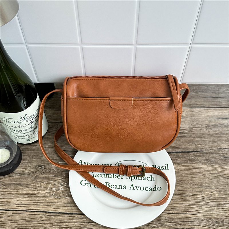 Vintage Minimalist Crossbody Shoulder Bag view 2