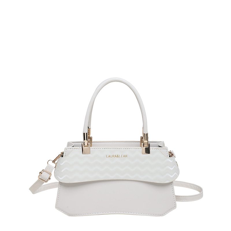 Tas Selempang Bahu Minimalis Bertekstur view 10