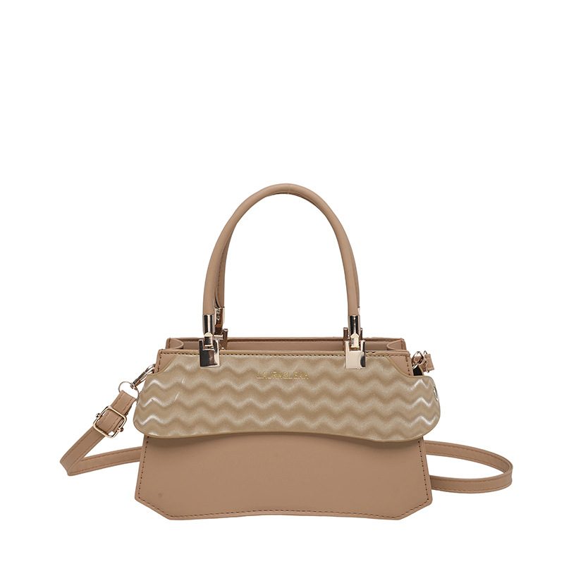 Tas Selempang Bahu Minimalis Bertekstur view 11
