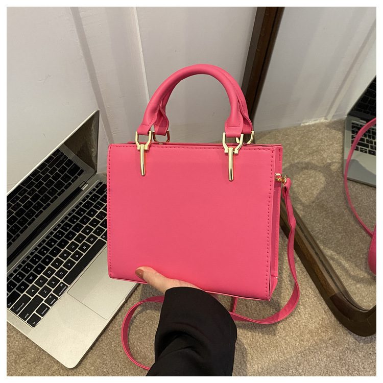 Stitched Minimalist Crossbody Shoulder Bag view 8