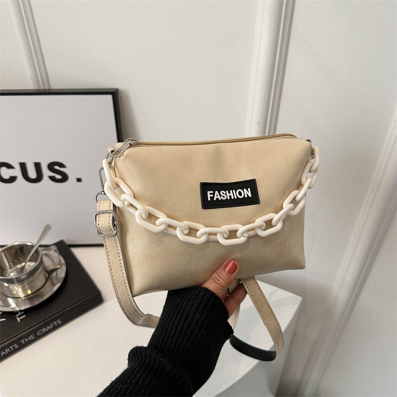 Acrylic Chain Crossbody Shoulder Bag view 4