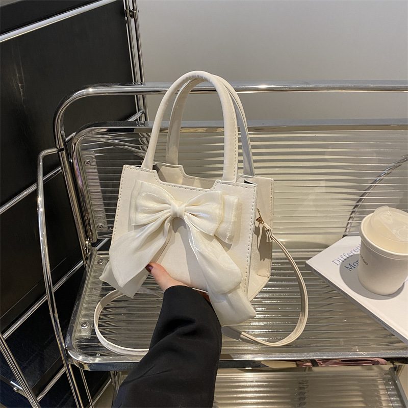 Bow Large Capacity Shoulder Crossbody Bag view 2