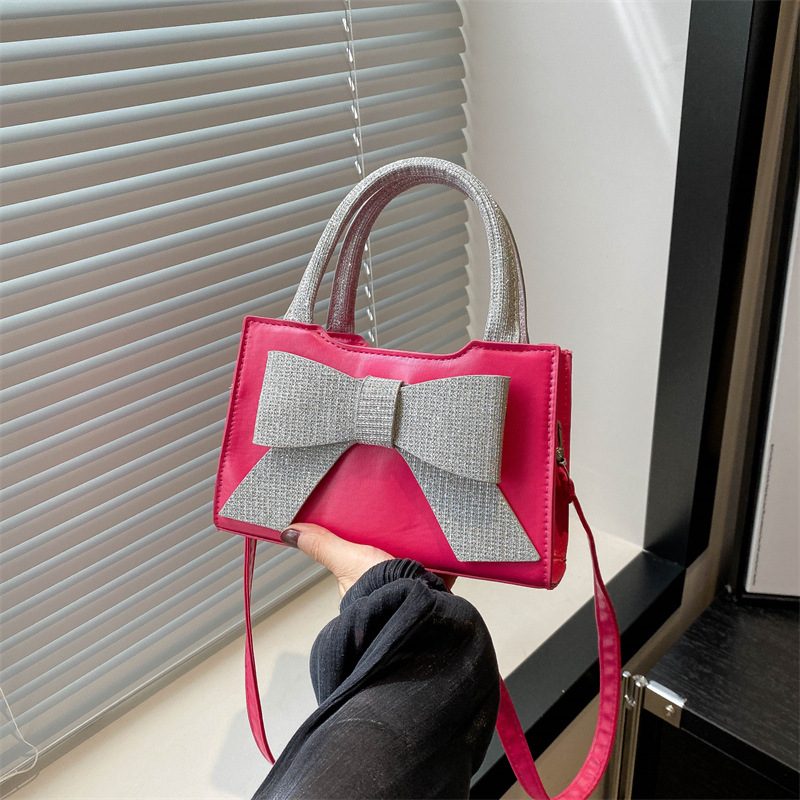 Tas Mini Kotak Pegangan Atas dengan Hiasan Pita Rhinestone view 4