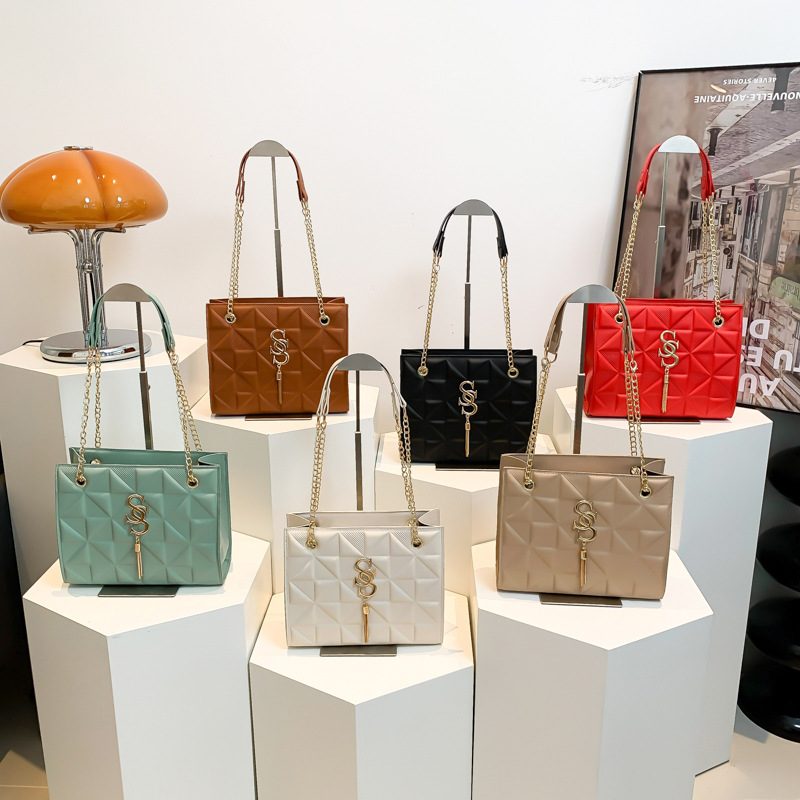 Chain Crossbody Mini Square Bag