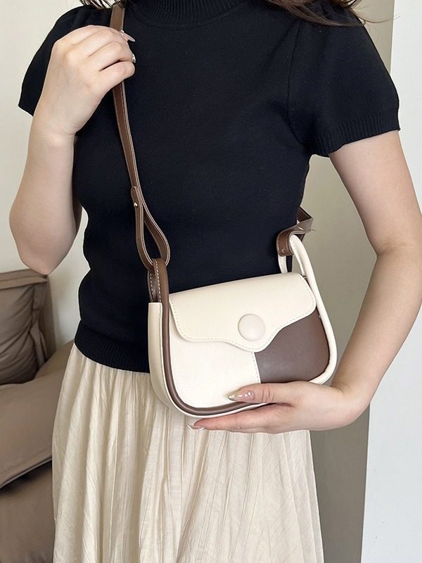 Retro Small Square Crossbody Bag view 3