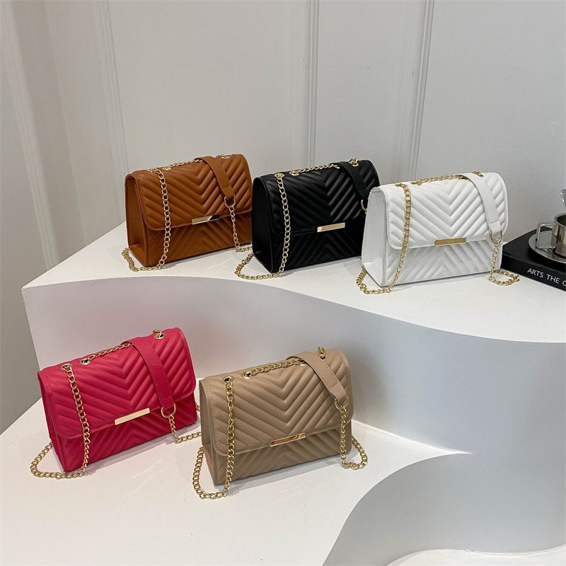 Chain Strap Square Crossbody Bag