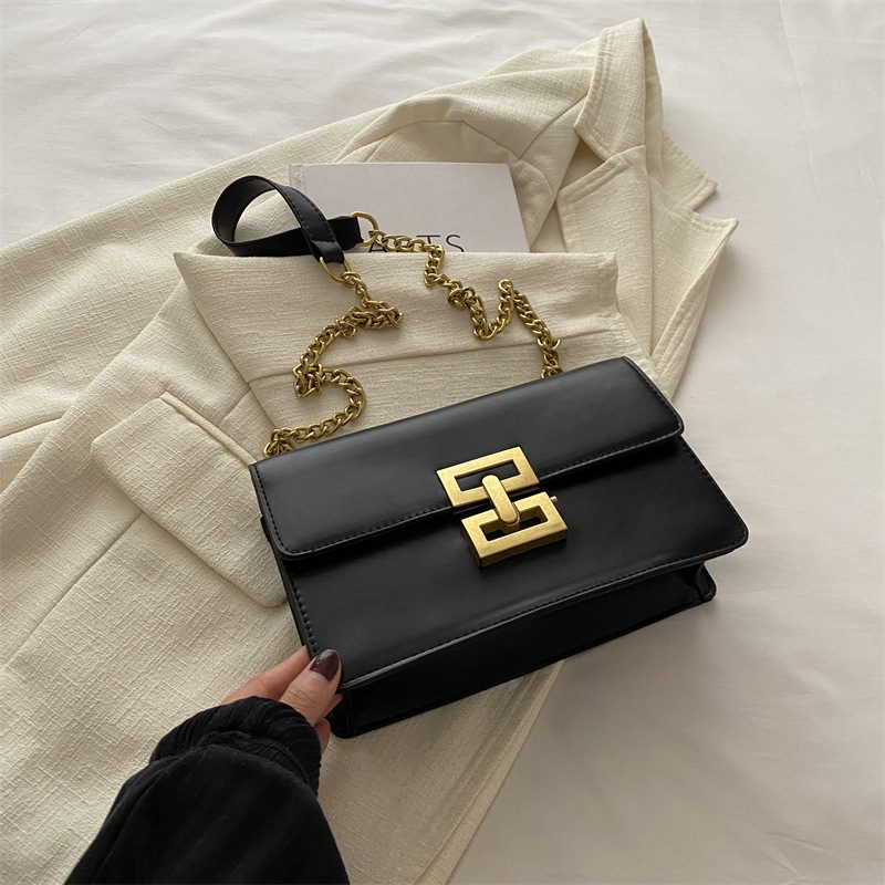 Chain Strap Small Square Shoulder Bag view 10
