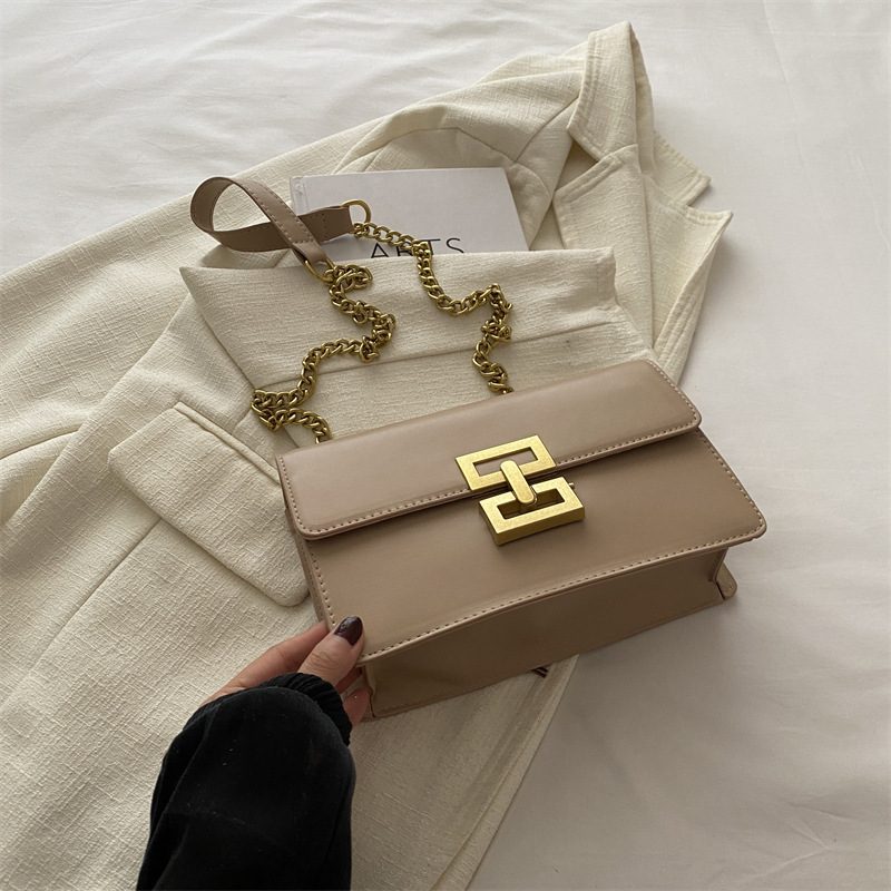 Chain Strap Small Square Shoulder Bag view 9